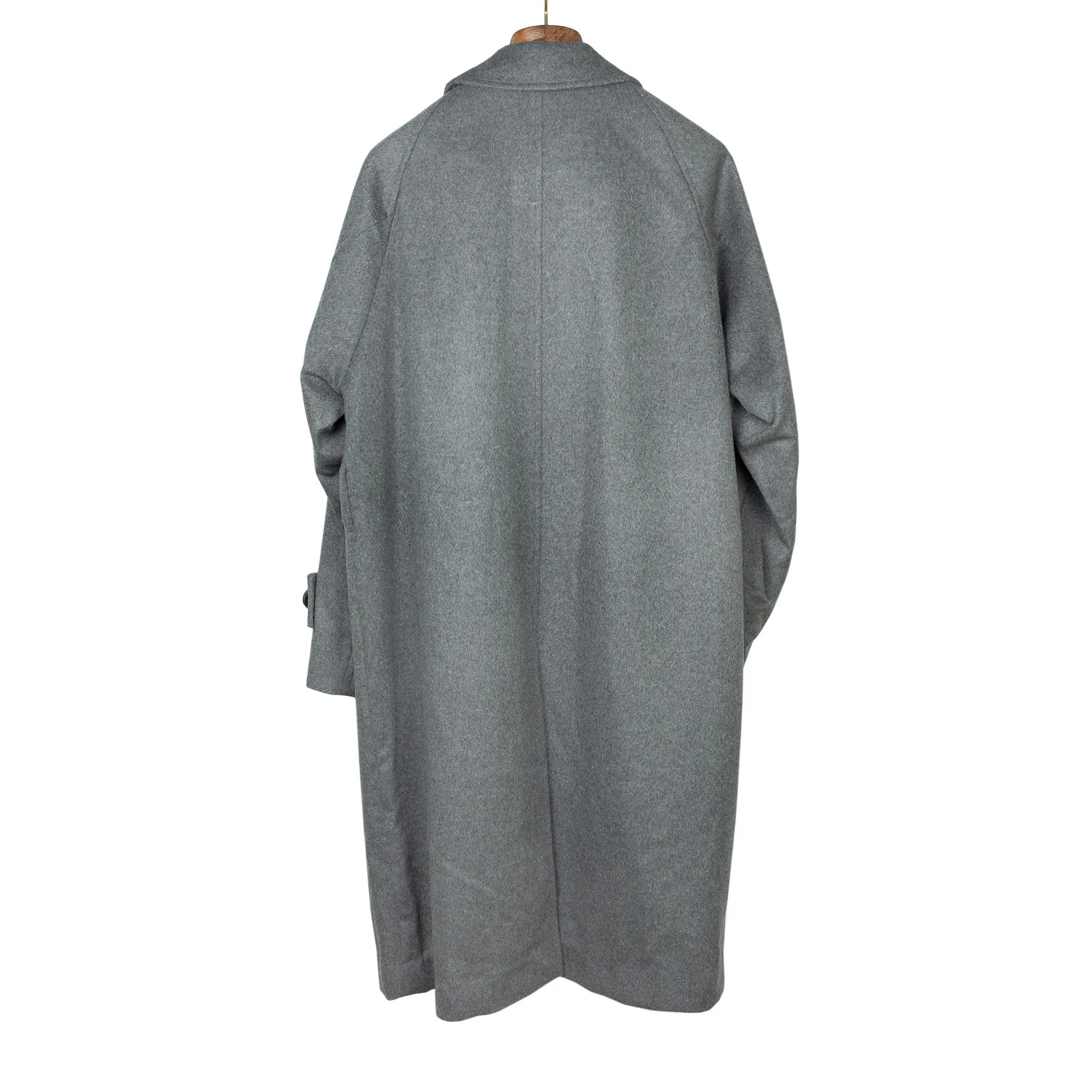Belted overcoat in mid-grey wool and cashmere
