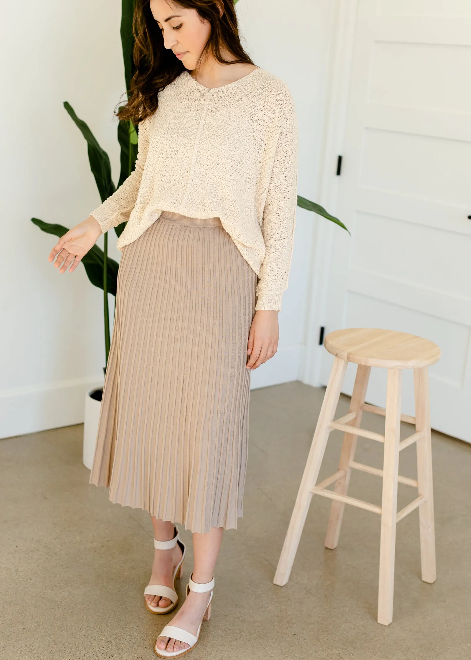 Cream V-Neck Seam Sweater - FINAL SALE