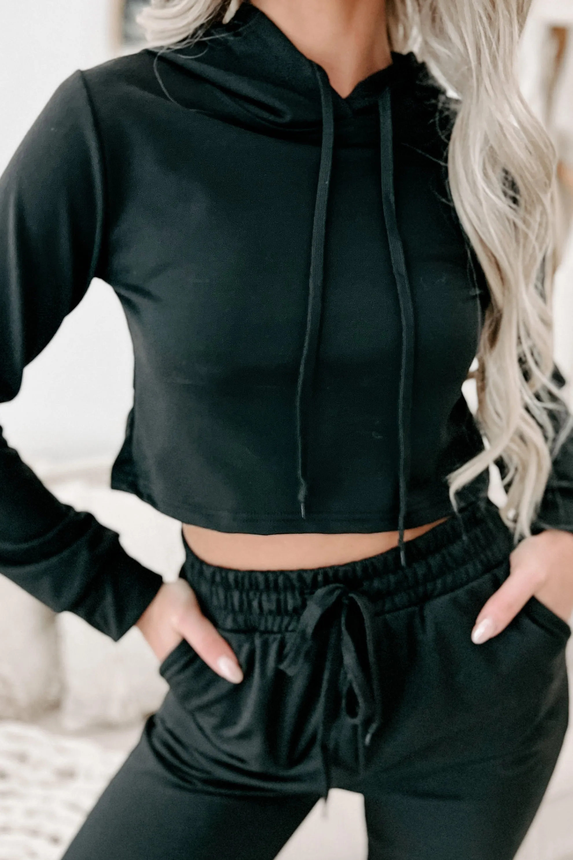 Doorbuster- Living & Loving Crop Top & Jogger Two-Piece Set (Black)