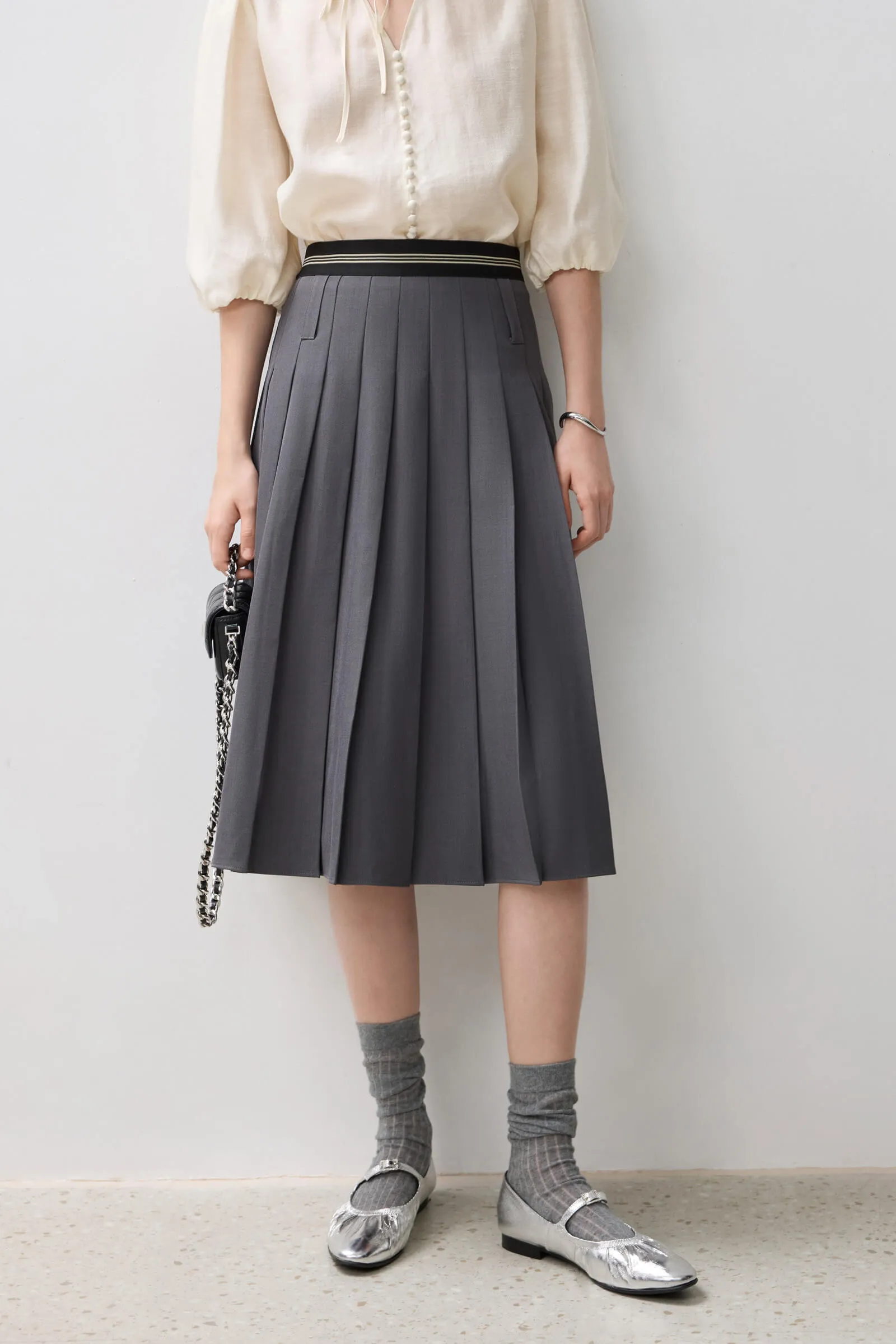 LILY Classic Pleated Skirt