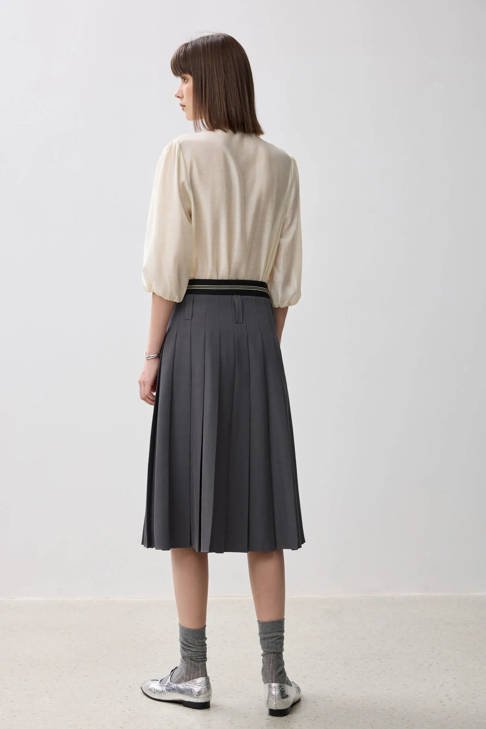 LILY Classic Pleated Skirt